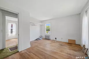 385 Brewer St, East Hartford, CT 06118 - Photo 16