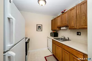 49 Glade St, West Haven, CT 06516 - Photo 12
