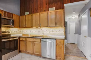 12 Edith Ln, Norwalk, CT 06851 - Photo 8