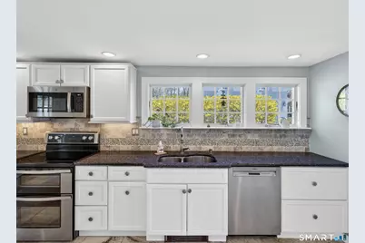 68 Groveway, Clinton, CT 06413 - Photo 10