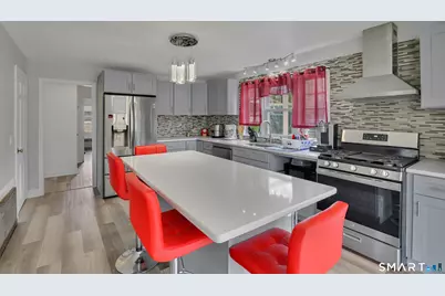 58 Ledger Street, Hartford, CT 06106 - Photo 4