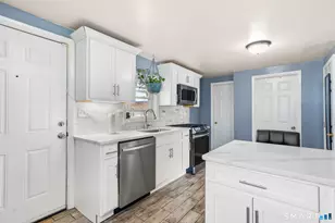 204 Barnes Ave, New Haven, CT 06513 - Photo 10