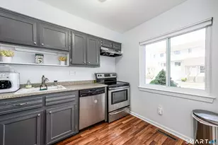 342 Monticello Dr, Branford, CT 06405 - Photo 6