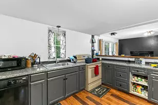 107 West St, Seymour, CT 06483 - Photo 10