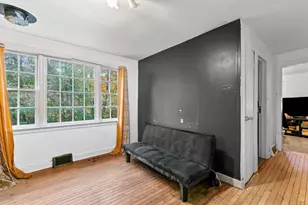 107 West St, Seymour, CT 06483 - Photo 8