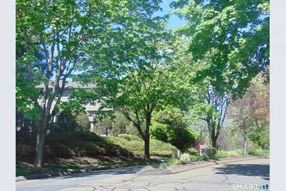 882 North Colony Road #31, Meriden, CT 06450 - Photo 2