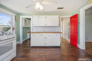 338 Lighthouse Rd, New Haven, CT 06512 - Photo 22