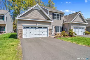 19 Brighton Park Way, Bloomfield, CT 06002 - Photo 2
