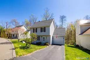 30 Spoonwood Dr, Canton, CT 06019 - Photo 38