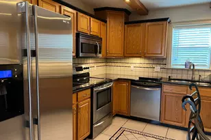 15 Ferris Ave, Norwalk, CT 06854 - Photo 4