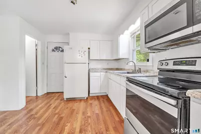 136 Harrison Drive, Hamden, CT 06514 - Photo 10