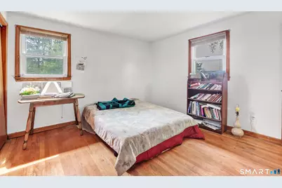 136 Harrison Drive, Hamden, CT 06514 - Photo 16