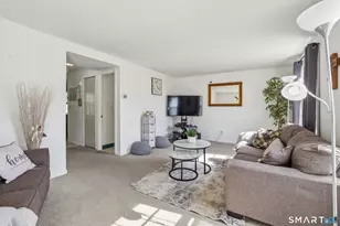 86 Ambassador Dr, Manchester, CT 06042 - Photo 4