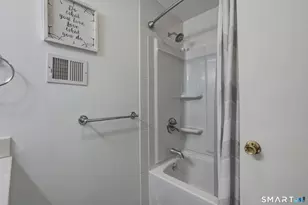 86 Ambassador Dr, Manchester, CT 06042 - Photo 24