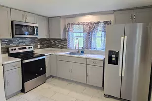 51 Cushman St, Waterbury, CT 06704 - Photo 1