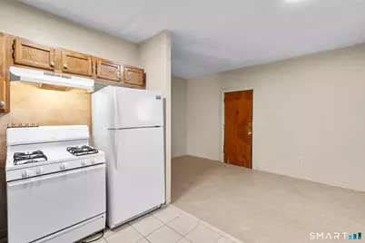 26-28 Lawrence Street #26-3, Hartford, CT 06106 - Photo 2