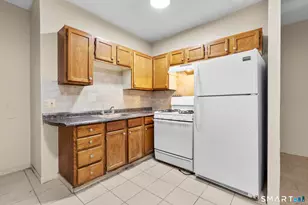 26-28 Lawrence St, Hartford, CT 06106 - Photo 2