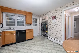 71 Webster St, Farmington, CT 06085 - Photo 4