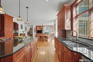 162 Britiani Rd, Southbury, CT 06488 - Photo 4