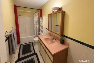 519 Scott Rd, Waterbury, CT 06705 - Photo 10