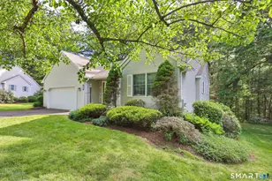 10 Knollwood Cir, Enfield, CT 06082 - Photo 4