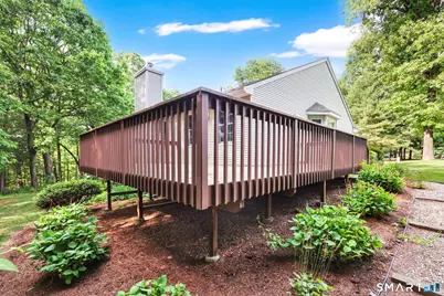 10 Knollwood Circle, Enfield, CT 06082 - Photo 32