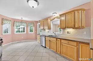 10 Knollwood Cir, Enfield, CT 06082 - Photo 14