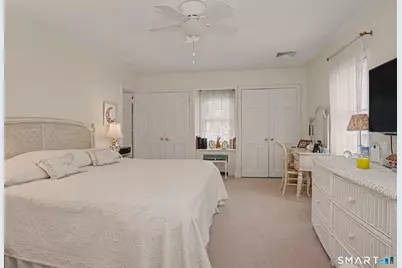 20 Chelsea Street, Fairfield, CT 06824 - Photo 16