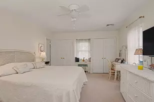 20 Chelsea St, Fairfield, CT 06824 - Photo 16