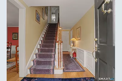 20 Chelsea Street, Fairfield, CT 06824 - Photo 2