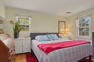 20 Chelsea St, Fairfield, CT 06824 - Photo 14