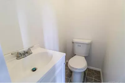 14 Poplar Street #B, New Milford, CT 06776 - Photo 16