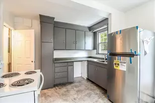 14 Poplar St, New Milford, CT 06776 - Photo 6
