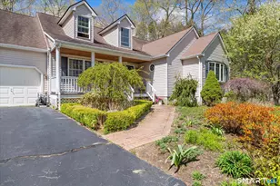 74 Taft Pond Rd, Pomfret, CT 06259 - Photo 2