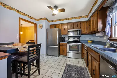 76 Worcester Avenue, Waterbury, CT 06705 - Photo 12