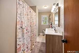 76 Worcester Ave, Waterbury, CT 06705 - Photo 14