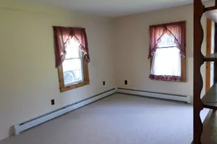 19 Hale St, Vernon, CT 06066 - Photo 8