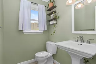 61 Meetinghouse Village, Meriden, CT 06450 - Photo 14