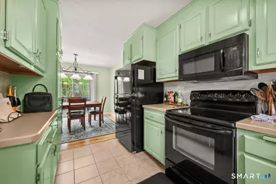 1048 South Main Street #32, Southington, CT 06479 - Photo 4