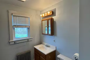 7 Babcock St, Stonington, CT 06379 - Photo 12