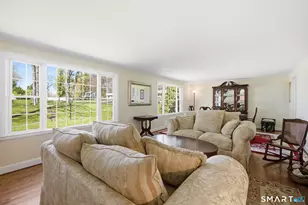 100 Surrey Ln, Glastonbury, CT 06033 - Photo 4