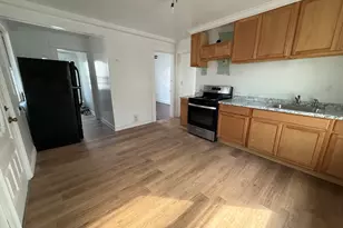 29 Madison St, Waterbury, CT 06706 - Photo 2