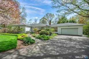 1208 Dunbar Hill Rd, Hamden, CT 06514 - Photo 2