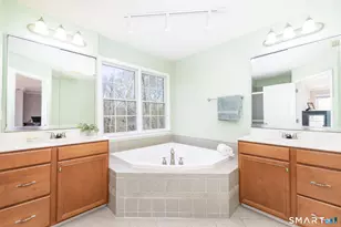 10 Eastham Bridge Rd, East Hampton, CT 06424 - Photo 26