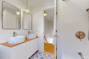 241 Cricket Knoll, Wethersfield, CT 06109 - Photo 10