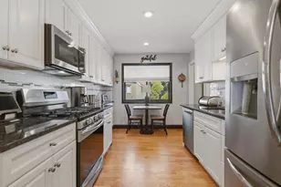 209 Acorn Ln, Stratford, CT 06614 - Photo 16