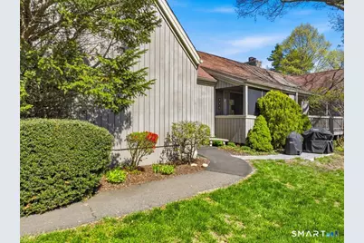 209 Acorn Lane #A, Stratford, CT 06614 - Photo 2