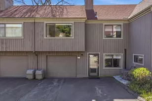 209 Acorn Ln, Stratford, CT 06614 - Photo 32