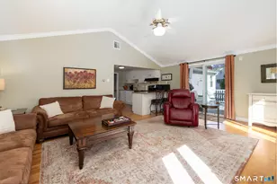 300 Hillcrest Ave, Newington, CT 06111 - Photo 14