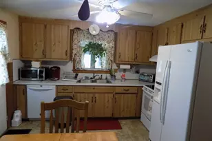 71 Joseph St, Bristol, CT 06010 - Photo 4